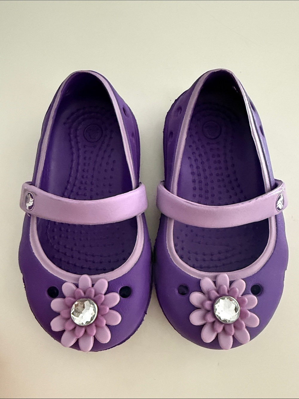 CROCS Kids Purple Flower Mary Jane Sandals with Gem